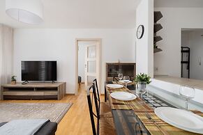 Grey Apartment in Katowice by Renters