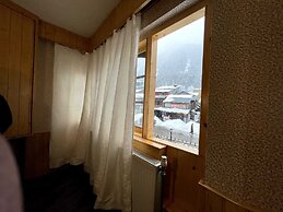 Hotel Fifth Season - Pahalgam