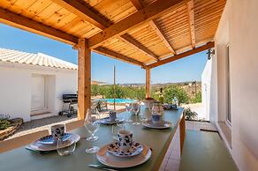 Quinta Para Voce by Portucasa