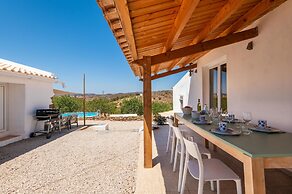 Quinta Para Voce by Portucasa