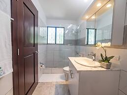 7br Massive Villa In Sosúa - 2mins From Nightlife!