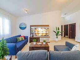 7br Massive Villa In Sosúa - 2mins From Nightlife!