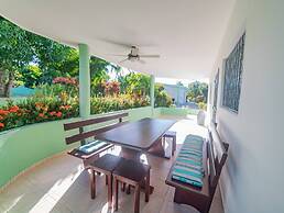 7br Massive Villa In Sosúa - 2mins From Nightlife!