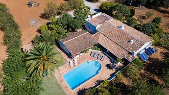 Villa Alice by Portucasa