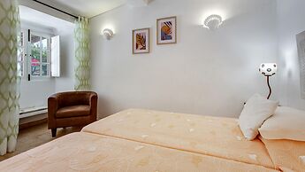 Villa Alice by Portucasa