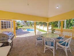 Casati Pearl House, Big House With Private Pool!