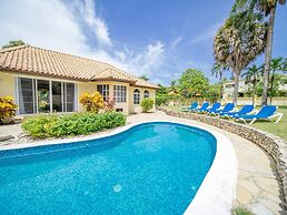 Casati Pearl House, Big House With Private Pool!