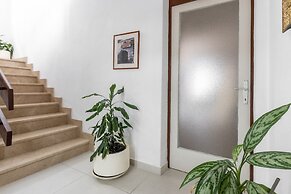 Matija - 120m to the Beach - R4