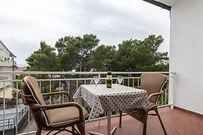 Matija - 120m to the Beach - R4