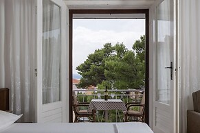 Matija - 120m to the Beach - R5