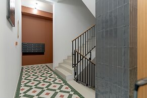 Dark Grey Apartment in Poznan by Renters