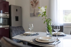 Nick - Jacuzzi & Seaview - A1