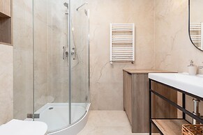 Pl. Słowiański Lux Apartment by Renters