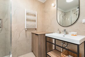 Pl. Słowiański Lux Apartment by Renters