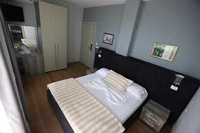 Perandor Beach Hotel