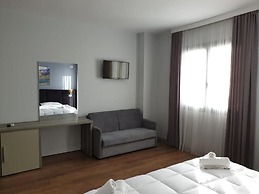 Perandor Beach Hotel