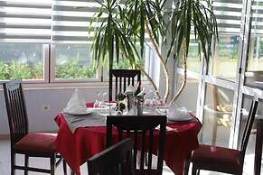 Perandor Beach Hotel