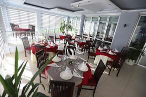 Perandor Beach Hotel