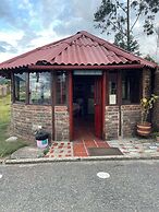 Cabañas Bungalows Calandaima