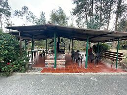 Cabañas Bungalows Calandaima