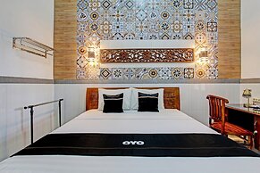OYO Homes 93608 YY's House Syariah