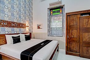 OYO Homes 93608 YY's House Syariah