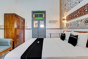 OYO Homes 93608 YY's House Syariah