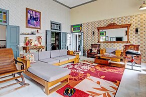 OYO Homes 93608 YY's House Syariah