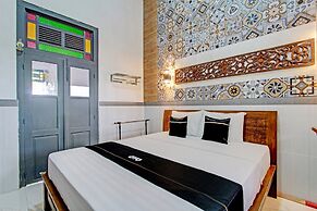 OYO Homes 93608 YY's House Syariah