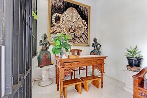 OYO Homes 93608 YY's House Syariah