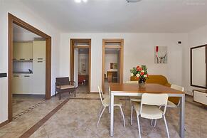 1070 Girasole Trilo 2 by Barbarhouse