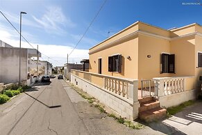 1069 Girasole Trilo 1 by Barbarhouse