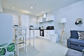 1-Bed City Nest in Cardiff