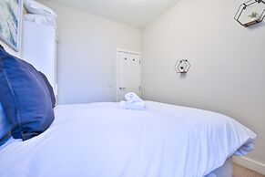 1-Bed City Nest in Cardiff