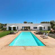 1917 Villa Malusida by Perle di Puglia