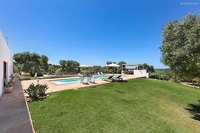 1917 Villa Malusida by Perle di Puglia