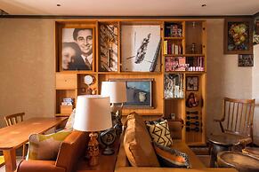 Brach Madrid - Evok Collection