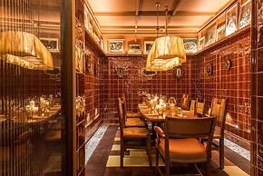 Brach Madrid - Evok Collection