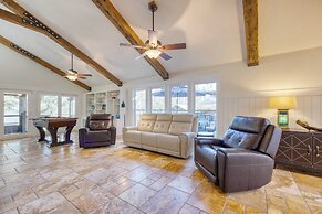 Blackwater Bay Hideaway by Avantstay Waterfront, Pool, Dock, Hot Tub