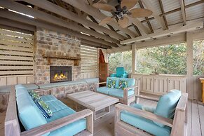 Blackwater Bay Hideaway by Avantstay Waterfront, Pool, Dock, Hot Tub