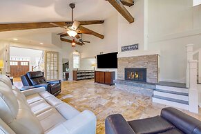 Blackwater Bay Hideaway by Avantstay Waterfront, Pool, Dock, Hot Tub