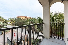 Amalfi Breeze by Avantstay Walk to the Beach, Luxe Design