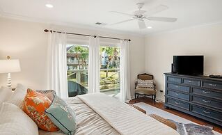 341 Capt John Fripp Villa