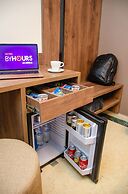 Hotel ByHours Las Americas