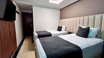Hotel ByHours Las Americas
