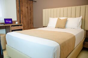 Hotel ByHours Las Americas