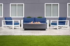 stayAPT Suites Louisville North-Clarksville