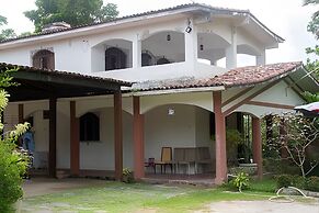 Aconchegante Sítio em Aldeia com Piscina