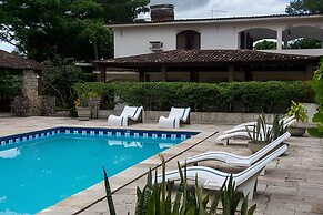 Aconchegante Sítio em Aldeia com Piscina