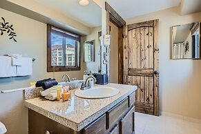 Peak 9 Mountainside Incredible Ski In, Ski Out!